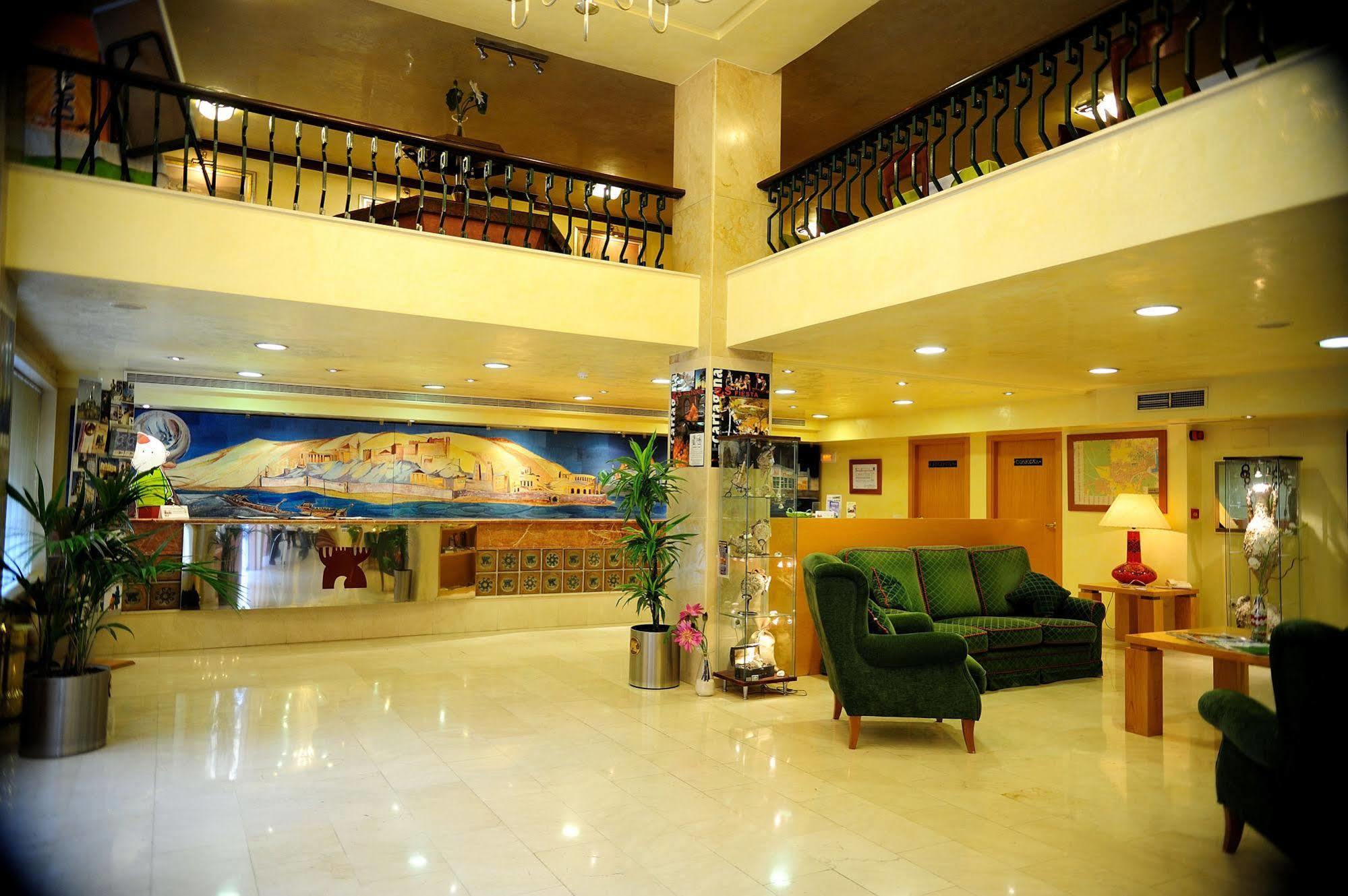 B&B Hotel Cartagena Cartagonova Interior photo